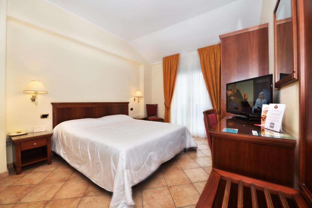 Hotel Ristorante Rossemi San Giovanni Rotondo Exteriér fotografie