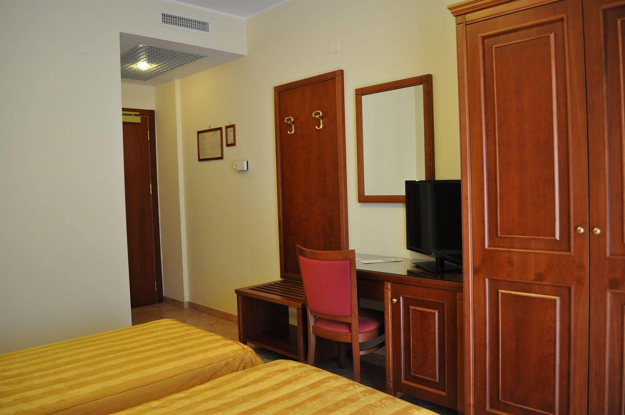 Hotel Ristorante Rossemi San Giovanni Rotondo Exteriér fotografie